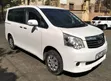 Toyota Noah 2012 Nyeupe - 3