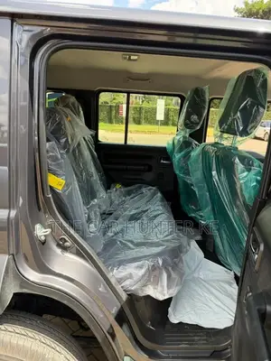 Suzuki Jimny 2025