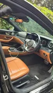Mercedes-Benz E200 2019 Black - 1
