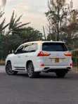Lexus LX 2016 White - 1