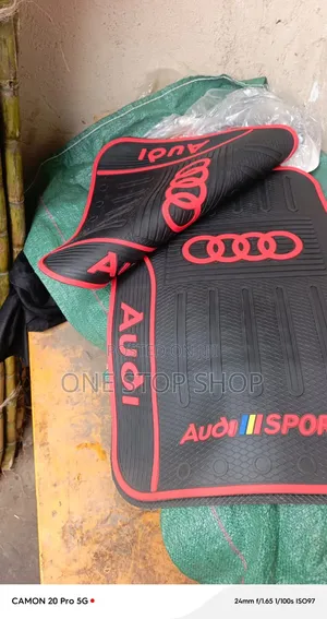 5pc Heavy Duty Audi Floor Mats na Red Trim & Logo