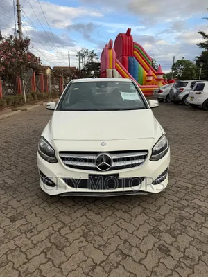 Mercedes-Benz B-Class B180 Petrol 2017 White