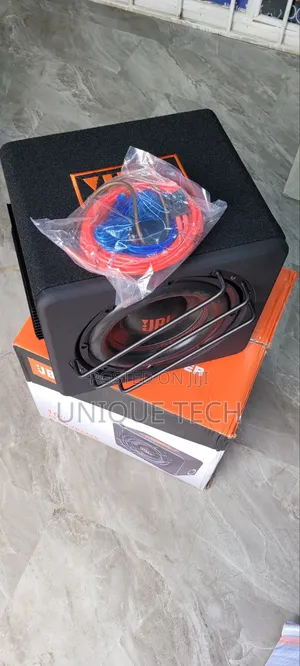 10-Inch 2000W Car Audio Subwoofer with Built-in Amplifier & Equalizer