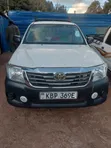 Toyota Hilux 2.5 D-4D SRX 2011 Nyeupe - 1