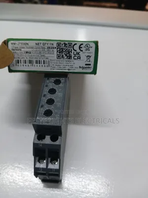 Schneider 3-Phase Voltage Control Relay