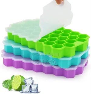 Reusable Honeycomb Silicone Ice Cube Mould (Green)