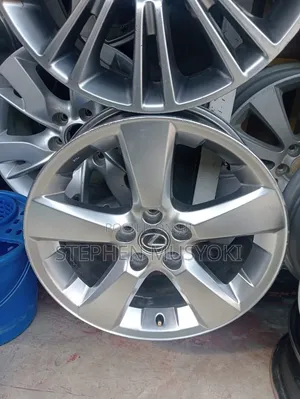 Toyota Harrier 18-inch Rims