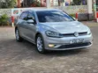 Volkswagen Golf TSI S FWD 2018 Gold - 1