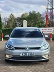 Volkswagen Golf TSI S FWD 2018 Gold - 3