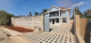 Nyumba ya Vyumba 5 Inauzwa, Kenyatta Road / Theta