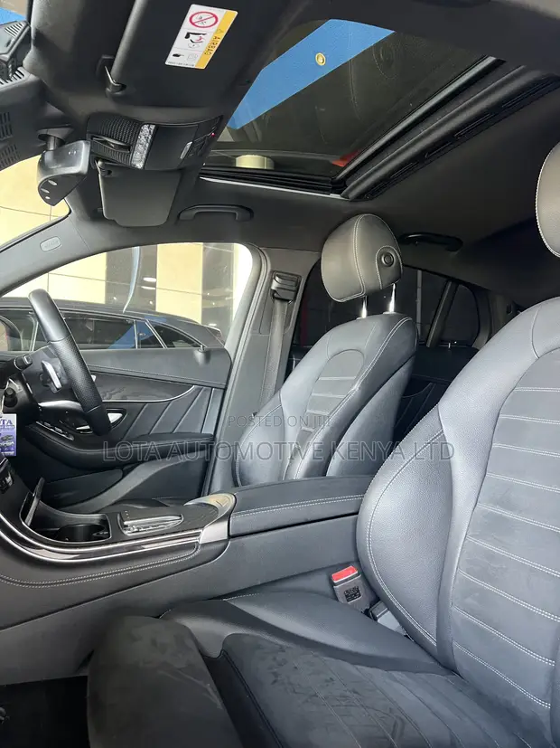 Mercedes-Benz GLC 220d 2020 AMG Line - 1