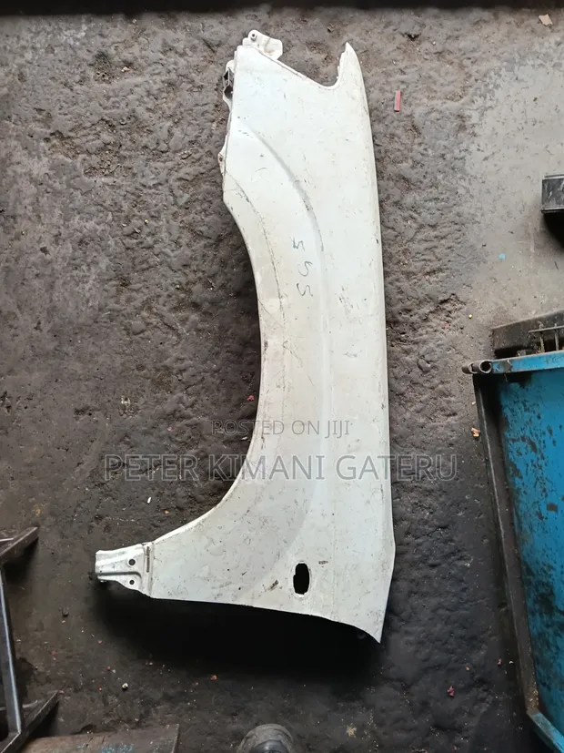 Subaru Forester SG5 (1st Gen) Fenders - Used - 1