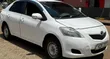Toyota Belta 2010 Nyeupe - 3