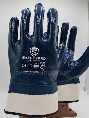 SafetyPro Oil & Chemical Resistant Gloves
