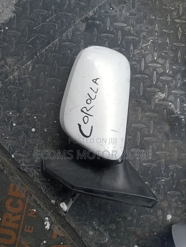 Toyota NZE 2005 Side Mirrors - 1