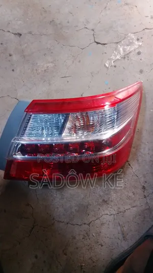 Toyota Premio 265 Taillights (Used)