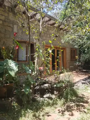 Furnished 2 Bedroom Bungalow for Rent in Hardy
