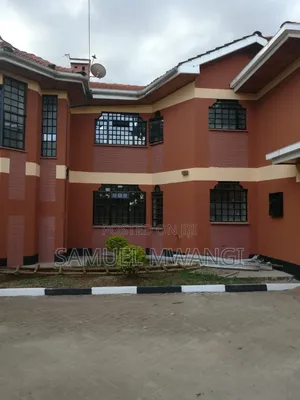 5-Bedroom House for Sale in Thome