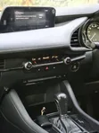 Mazda Axela 3 2019 Nyeusi - 4