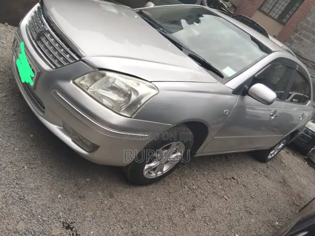 Toyota Premio 2005 Silver - 1