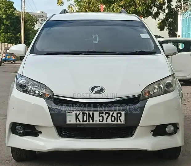 Toyota Wish 2016 Nyeupe - 1