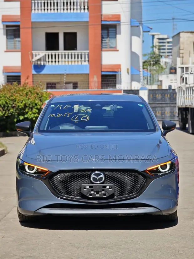 Mazda Axela 2019 - 1