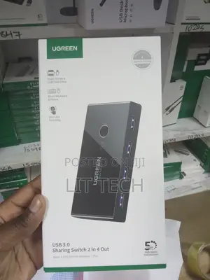 UGREEN US216 USB 3.0 2-in-4-Out Sharing Switch Box