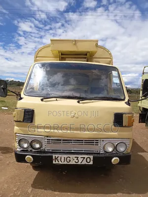 Mitsubishi Canter Lori Ndogo