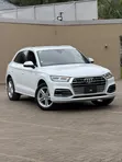 Audi Q5 2.0T Premium AWD quattro 2019 Nyeupe - 4