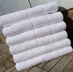 Luxury White Cotton Bath Towels (90x165cm)