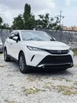 Toyota Harrier Hybrid S 2020 - Off White - 2