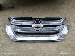 Nissan Serena Grill Mpya ya Model Mpya