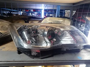 Kikoi cha Xenon cha Toyota Axio/Fielder 161 (Kimetumika)