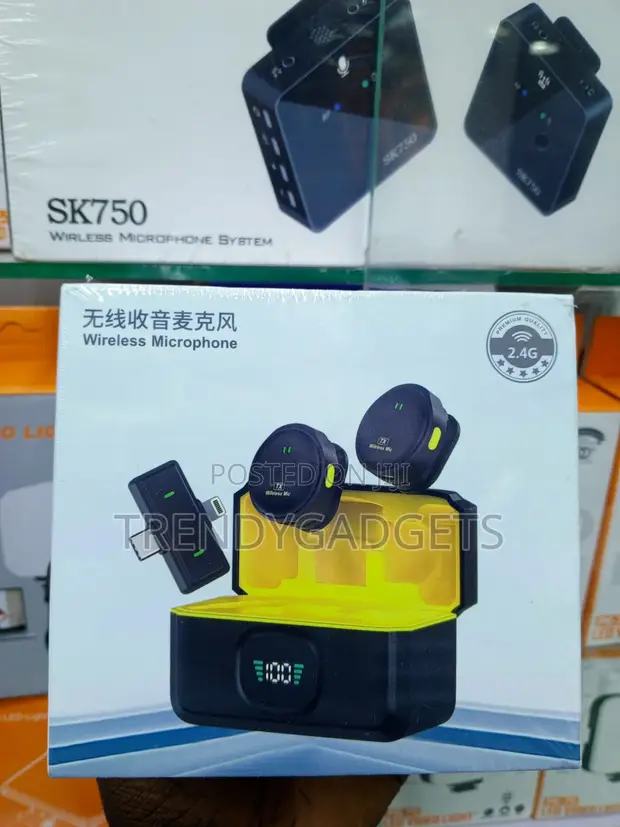 Q9 2.4GHz Dual Wireless Lapel Mic with Type-C/Lightning Receiver - 1