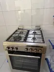 Ramtons Cooker ya Gesi ya 4-Burner - Kama Mpya - 1