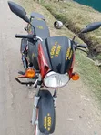 TVS HLX 125 2021 Red - 4