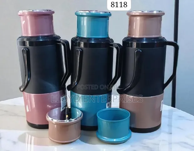3.2 Litre Plastic Flask (Silver Cup) - 1