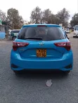 Toyota Vitz 1.0 FWD 5dr 2018 Blue - 4