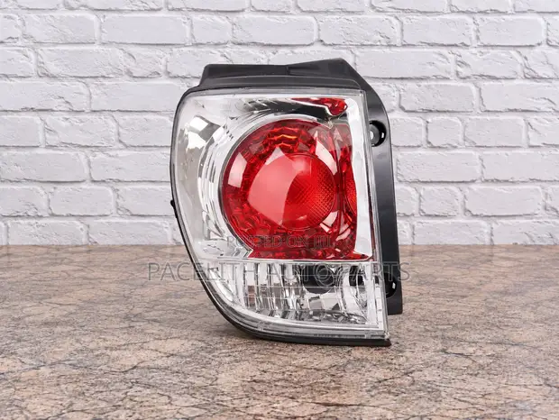 Tail Lamp for Toyota Harrier / Lexus RX300 (1999-2003) - 1