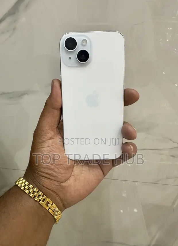 Apple iPhone 15 128GB Silver - 1