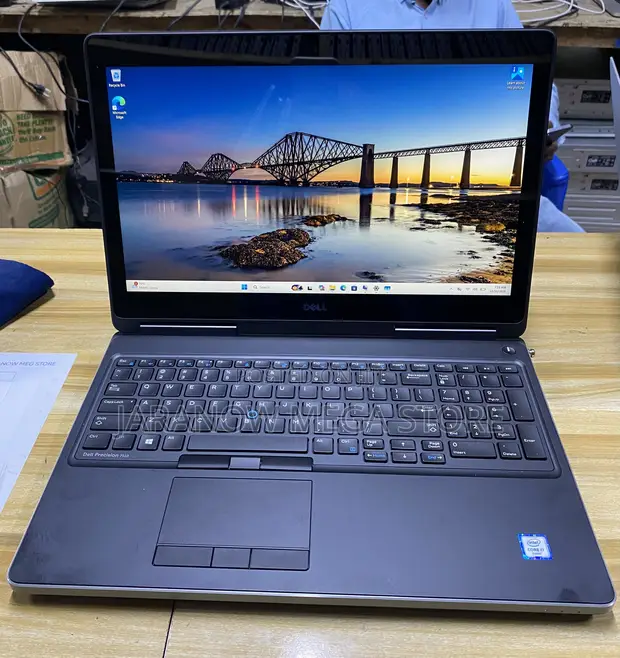 Laptopi Dell Precision 7510: Intel Core i7, 8GB RAM, 512GB SSD - 1