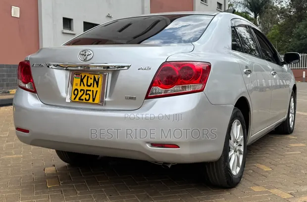 Toyota Allion 2011 Nyeupe - 1