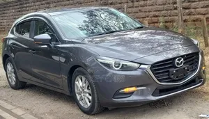 Mazda Axela 2019 Kijivu