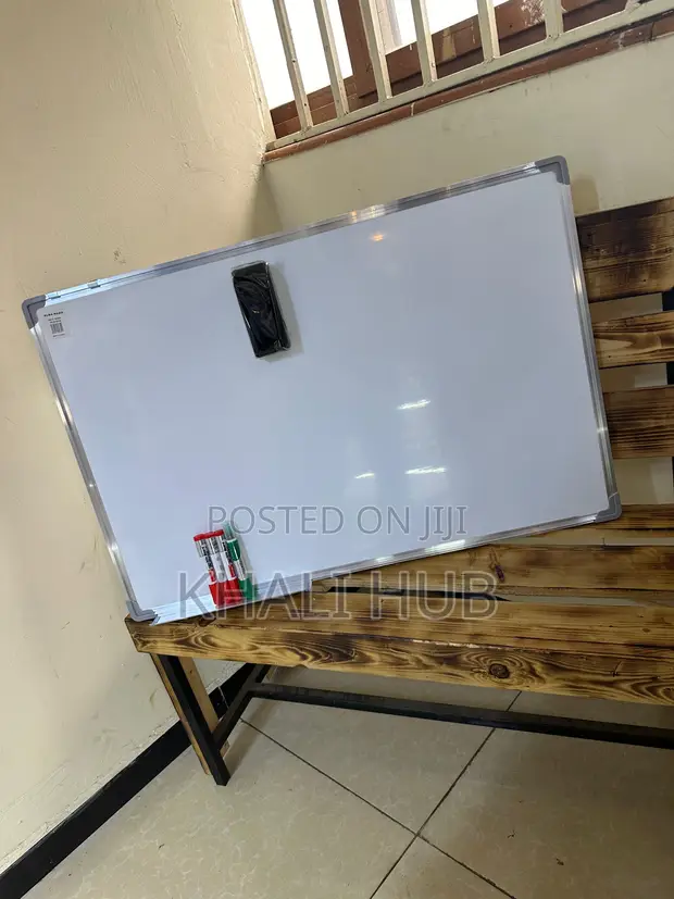 Karatasi Nyeupe Ndogo 90cm x 60cm - 1