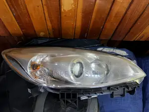 Mazda Premacy 2012 Xenon Headlight