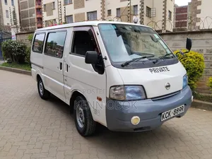 Nissan Vanette 2009 White 11 Seater