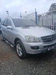 Mercedes-Benz M Class ML280 2006 Nyeupe - 1