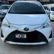 Toyota Vitz 1.0 FWD 5dr 2016 Nyeupe - 3