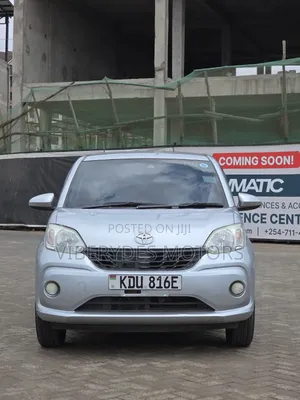 Toyota Passo 2018 Silver