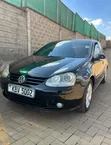 Volkswagen Golf 2006 Nyeusi - 2